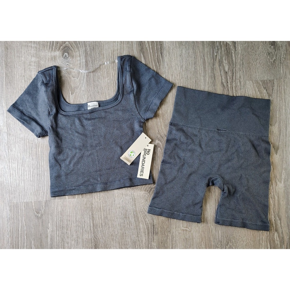 No Boundaries 2 Piece Outfit Womens XS Gray Ribbed Top Shorts Square Nk Seamless